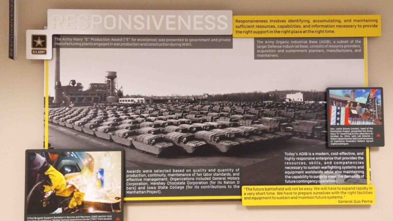 Army G-4 Pentagon Mural 04